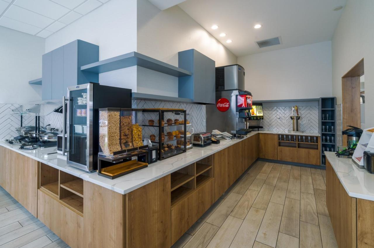 Staybridge - - Expo Center, An Ihg Louisville-Jefferson County