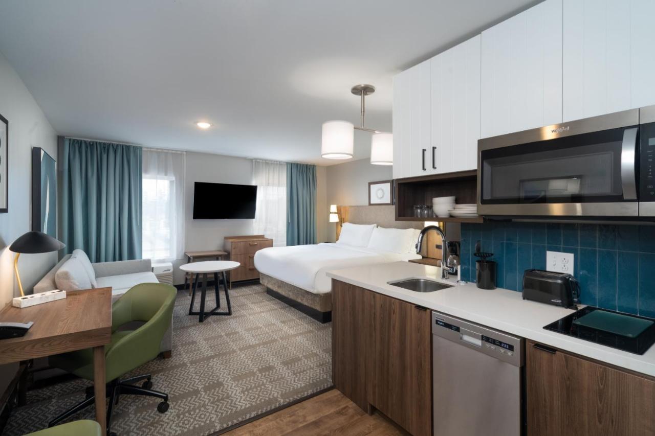 Staybridge - - Expo Center, An Ihg Hotel